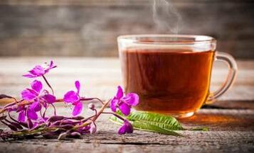 Napar z herbaty wierzbowej - ludowy środek do leczenia i zapobiegania zapaleniu gruczołu krokowego